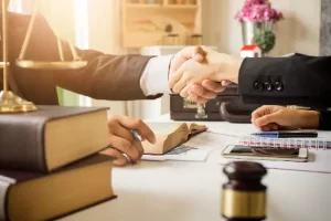 What an accident lawyer does and why it is important to have her advice